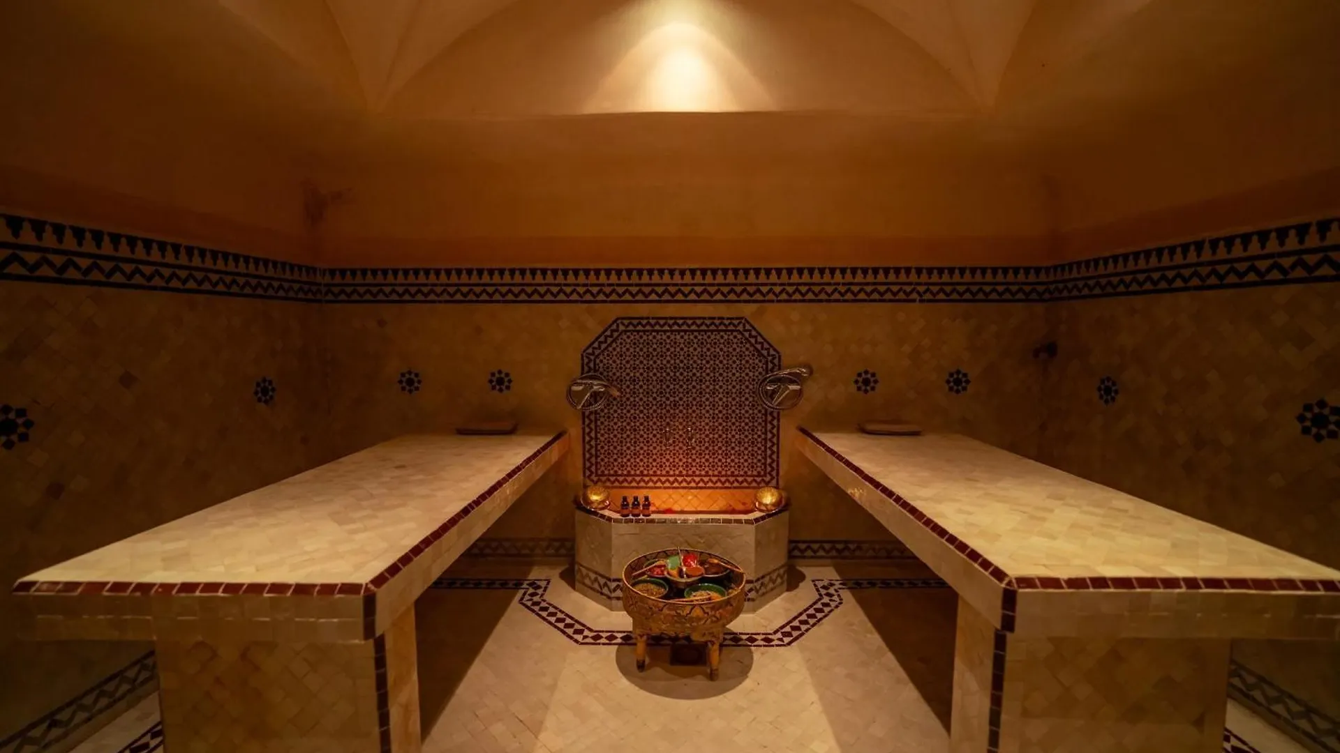 Al Fassia Aguedal Hotel Marrakesh 4*,